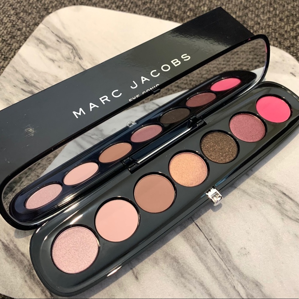 MARC JACOBS multi-finish eyeshadow palette